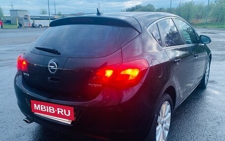 Opel Astra J, 2011 год, 690 000 рублей, 6 фотография