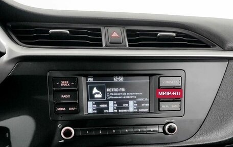KIA Rio IV, 2021 год, 1 590 000 рублей, 7 фотография