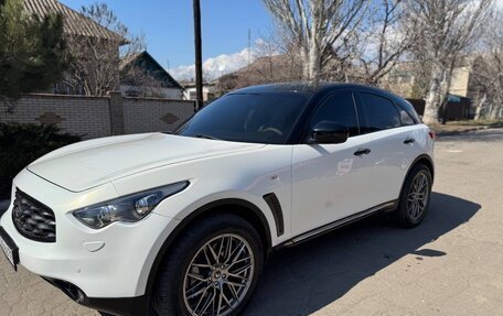 Infiniti FX II, 2011 год, 1 760 000 рублей, 6 фотография