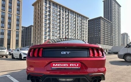 Ford Mustang VI рестайлинг, 2021 год, 4 900 000 рублей, 6 фотография