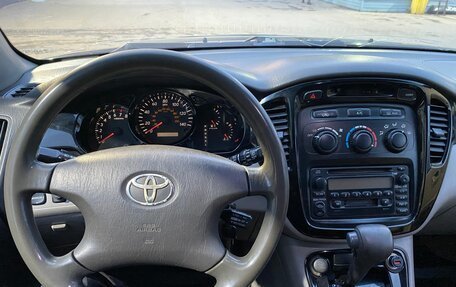 Toyota Highlander III, 2002 год, 720 000 рублей, 9 фотография