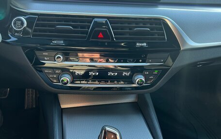 BMW 5 серия, 2019 год, 3 792 000 рублей, 25 фотография