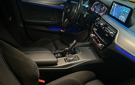 BMW 5 серия, 2019 год, 3 792 000 рублей, 28 фотография
