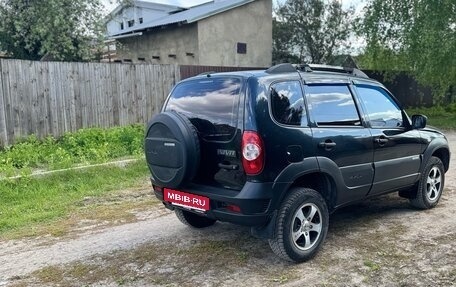 Chevrolet Niva I рестайлинг, 2013 год, 550 000 рублей, 4 фотография