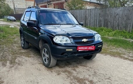 Chevrolet Niva I рестайлинг, 2013 год, 550 000 рублей, 2 фотография