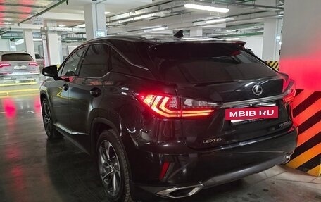Lexus RX IV рестайлинг, 2017 год, 5 500 000 рублей, 10 фотография