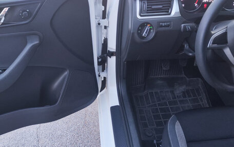 Skoda Rapid I, 2017 год, 1 249 000 рублей, 20 фотография