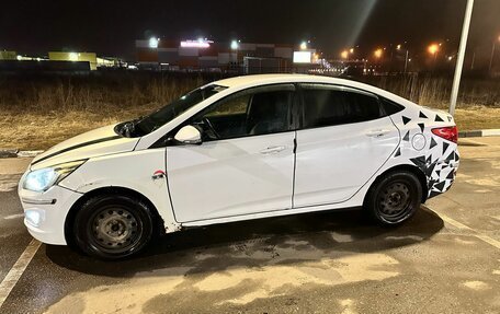 Hyundai Solaris II рестайлинг, 2012 год, 450 000 рублей, 5 фотография