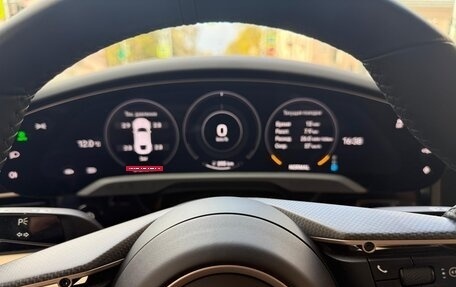 Porsche Taycan I, 2020 год, 10 900 000 рублей, 15 фотография