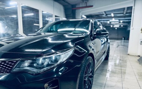 KIA K5 II, 2017 год, 3 100 000 рублей, 5 фотография
