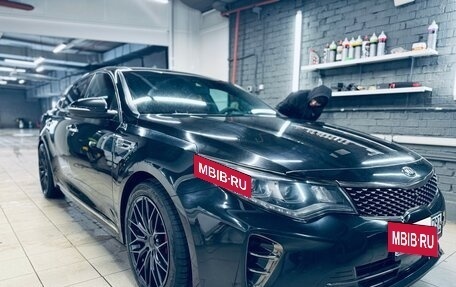 KIA K5 II, 2017 год, 3 100 000 рублей, 6 фотография