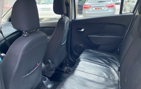 Renault Logan II, 2017 год, 840 000 рублей, 8 фотография