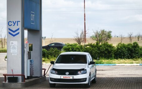 Volkswagen Polo VI (EU Market), 2017 год, 710 000 рублей, 2 фотография