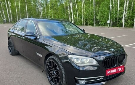 BMW 7 серия, 2015 год, 2 450 000 рублей, 3 фотография