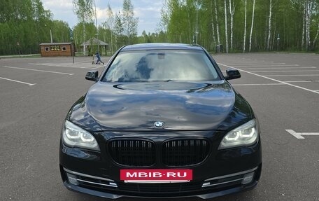 BMW 7 серия, 2015 год, 2 450 000 рублей, 2 фотография
