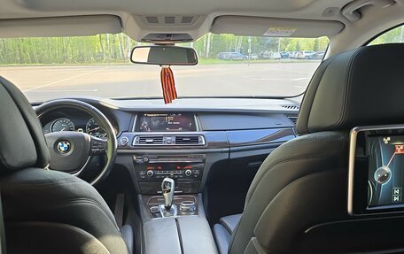 BMW 7 серия, 2015 год, 2 450 000 рублей, 19 фотография