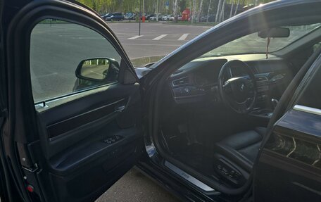 BMW 7 серия, 2015 год, 2 450 000 рублей, 24 фотография