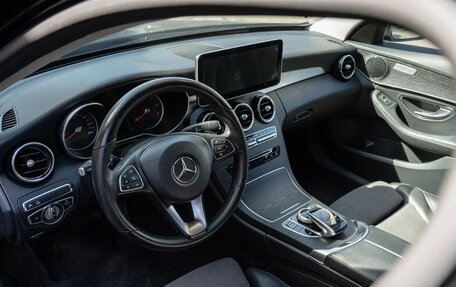 Mercedes-Benz C-Класс, 2017 год, 2 450 000 рублей, 9 фотография