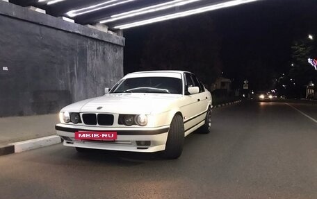 BMW 5 серия, 1991 год, 800 000 рублей, 2 фотография