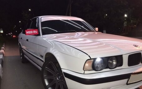 BMW 5 серия, 1991 год, 800 000 рублей, 8 фотография