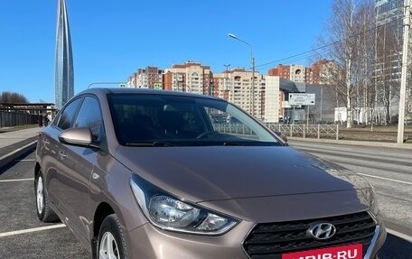 Hyundai Solaris II рестайлинг, 2018 год, 1 085 000 рублей, 2 фотография