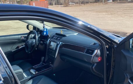 Toyota Camry, 2017 год, 2 350 000 рублей, 4 фотография