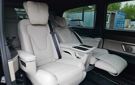 Mercedes-Benz V-Класс, 2025 год, 14 600 000 рублей, 16 фотография