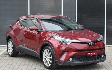 Toyota C-HR I рестайлинг, 2017 год, 2 100 000 рублей, 1 фотография