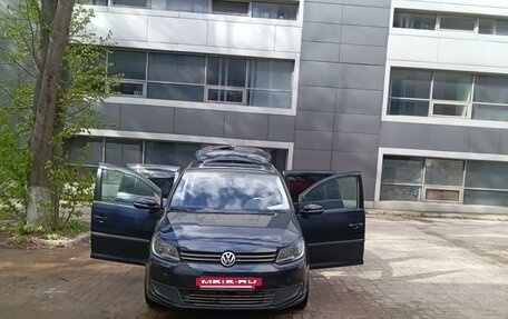 Volkswagen Touran III, 2012 год, 950 000 рублей, 2 фотография