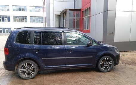 Volkswagen Touran III, 2012 год, 950 000 рублей, 8 фотография