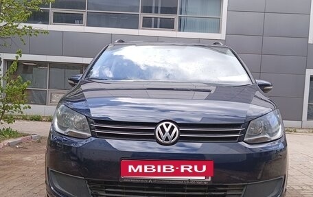 Volkswagen Touran III, 2012 год, 950 000 рублей, 11 фотография