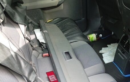 Volkswagen Touran III, 2012 год, 950 000 рублей, 10 фотография