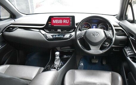 Toyota C-HR I рестайлинг, 2017 год, 2 100 000 рублей, 6 фотография