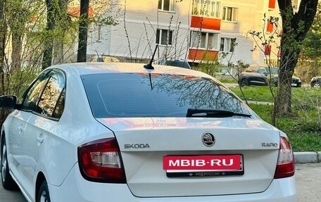 Skoda Rapid I, 2019 год, 800 000 рублей, 13 фотография