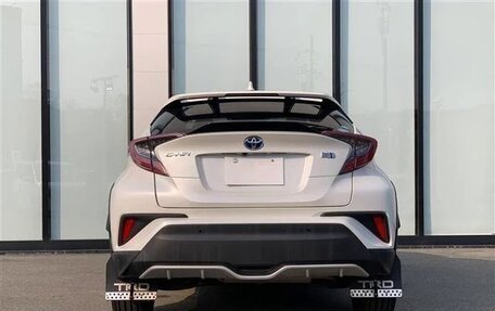 Toyota C-HR I рестайлинг, 2019 год, 1 330 000 рублей, 2 фотография