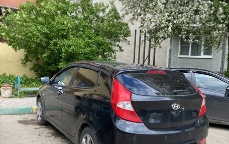 Hyundai Solaris II рестайлинг, 2011 год, 635 000 рублей, 6 фотография