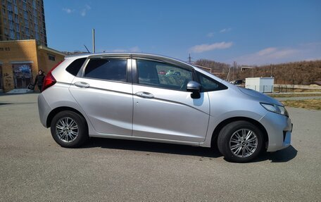 Honda Fit III, 2013 год, 980 000 рублей, 12 фотография