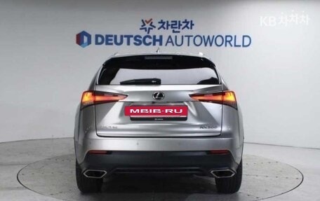 Lexus NX, 2021 год, 3 895 000 рублей, 4 фотография
