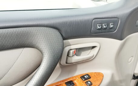 Toyota Land Cruiser 100 рестайлинг 2, 2005 год, 2 200 000 рублей, 6 фотография