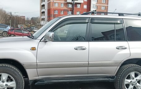 Toyota Land Cruiser 100 рестайлинг 2, 2005 год, 2 200 000 рублей, 9 фотография