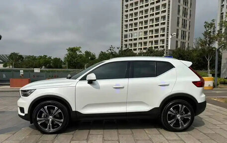 Volvo XC40 I, 2022 год, 3 008 011 рублей, 8 фотография
