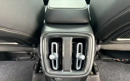 Volvo XC40 I, 2022 год, 3 008 011 рублей, 21 фотография
