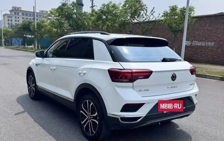 Volkswagen T-Roc I, 2021 год, 1 850 000 рублей, 7 фотография