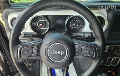 Jeep Wrangler, 2021 год, 3 740 000 рублей, 17 фотография