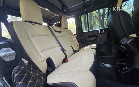 Jeep Wrangler, 2021 год, 3 740 000 рублей, 23 фотография