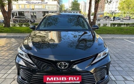 Toyota Camry, 2021 год, 4 049 000 рублей, 2 фотография