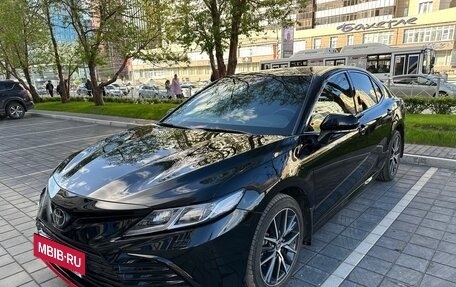 Toyota Camry, 2021 год, 4 049 000 рублей, 3 фотография