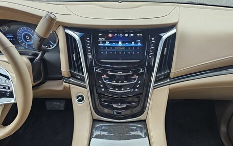 Cadillac Escalade IV, 2018 год, 3 500 000 рублей, 12 фотография