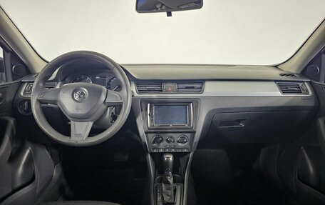 Skoda Rapid I, 2015 год, 850 000 рублей, 7 фотография