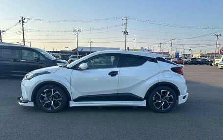 Toyota C-HR I рестайлинг, 2022 год, 1 604 000 рублей, 2 фотография